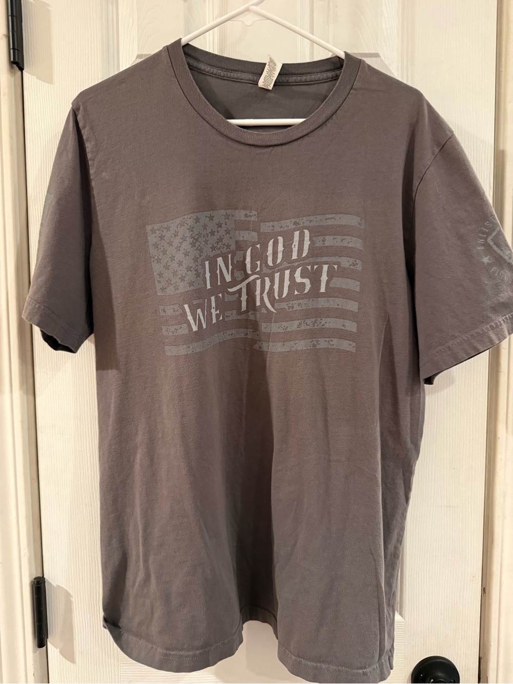 Men's 'In God We Trust' Short-Sleeve Graphic Tee - Gray